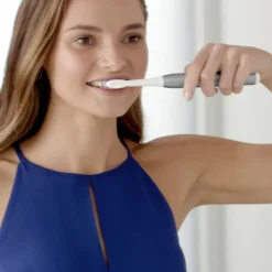 Oral-B Pulsonic Slim Luxe 4500 Elektrische Schallzahnbürste Für Gesünderes Zahnfleisch In 4 Wochen, Mit Sensitiv-Programm, Premium Reise-Etui, Platin -Körperpflege Store 235375fc0963994af326516bab068b51