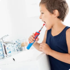 Oral-B Kids Elektrische Zahnbürste Mit Star Wars Figuren -Körperpflege Store 29e3bf2c3ed60c3a0f04c3a0f6bf74df
