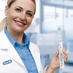 Oral-B Junior Smart Elektrische Zahnbürste Mit Visueller Andruckkontrolle & Smart Coaching, Für Kinder Ab 6 Jahren -Körperpflege Store 3259b541493ad9c74cc20f201b1b0af3
