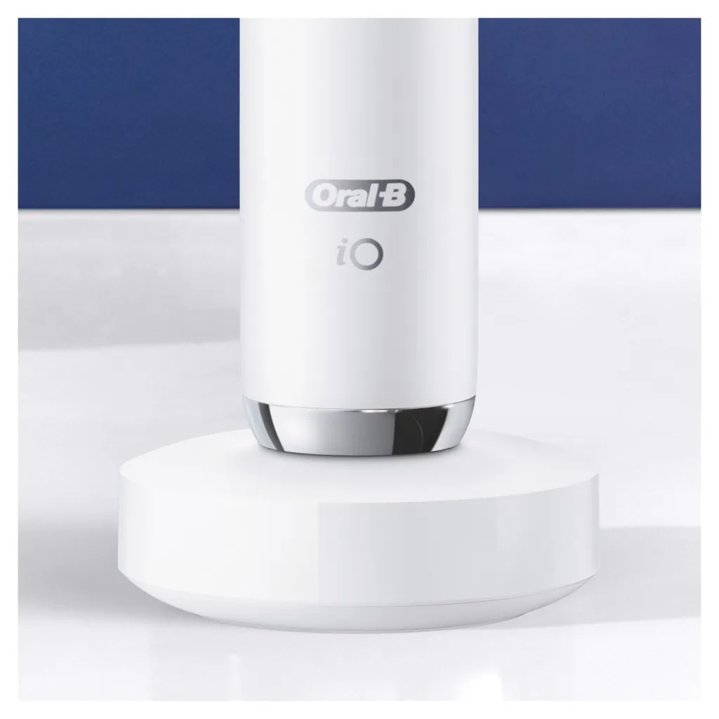 Braun Oral-B IO Series 9 Special Edition, Elektrische Zahnbürste ,weiß, White Alabaster 5 Braun Oral-B IO Series 9 Special Edition, Elektrische Zahnbürste ,weiß, White Alabaster – Bild 3