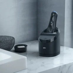 Braun Series 8 8365cc Elektrischer Rasierer, Reinigungs- & Ladestation, Wet&Dry Elektrorasierer Herren, Rasierapparat Mit Präzisionstrimmer, Schwarz -Körperpflege Store 6fe02846a78303fc046c0711f3382def