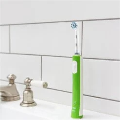 Braun Oral-B Junior, Elektrische Zahnbürste (grün/weiß) 12 Braun Oral-B Junior, Elektrische Zahnbürste (grün/weiß) -Körperpflege Store Braun Oral B Junior Elektrische Zahnb rste@@9iotebk9 3
