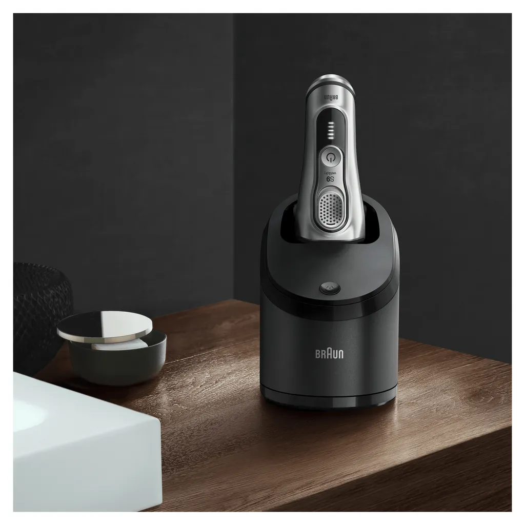 Braun Series 9 9390cc + Elektrischer Rasierer Mit 20% Längerer Akku-Laufzeit, Verbesserte Reinigungs- & Ladestation, Wet&Dry Elektrorasierer, Silber 7 Braun Series 9 9390cc + Elektrischer Rasierer Mit 20% Längerer Akku-Laufzeit, Verbesserte Reinigungs- & Ladestation, Wet&Dry Elektrorasierer, Silber – Bild 5